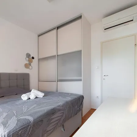 Apartment Sea With Free Parking *