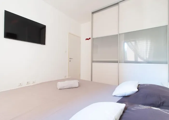 Sea With Free Parking Apartmán
